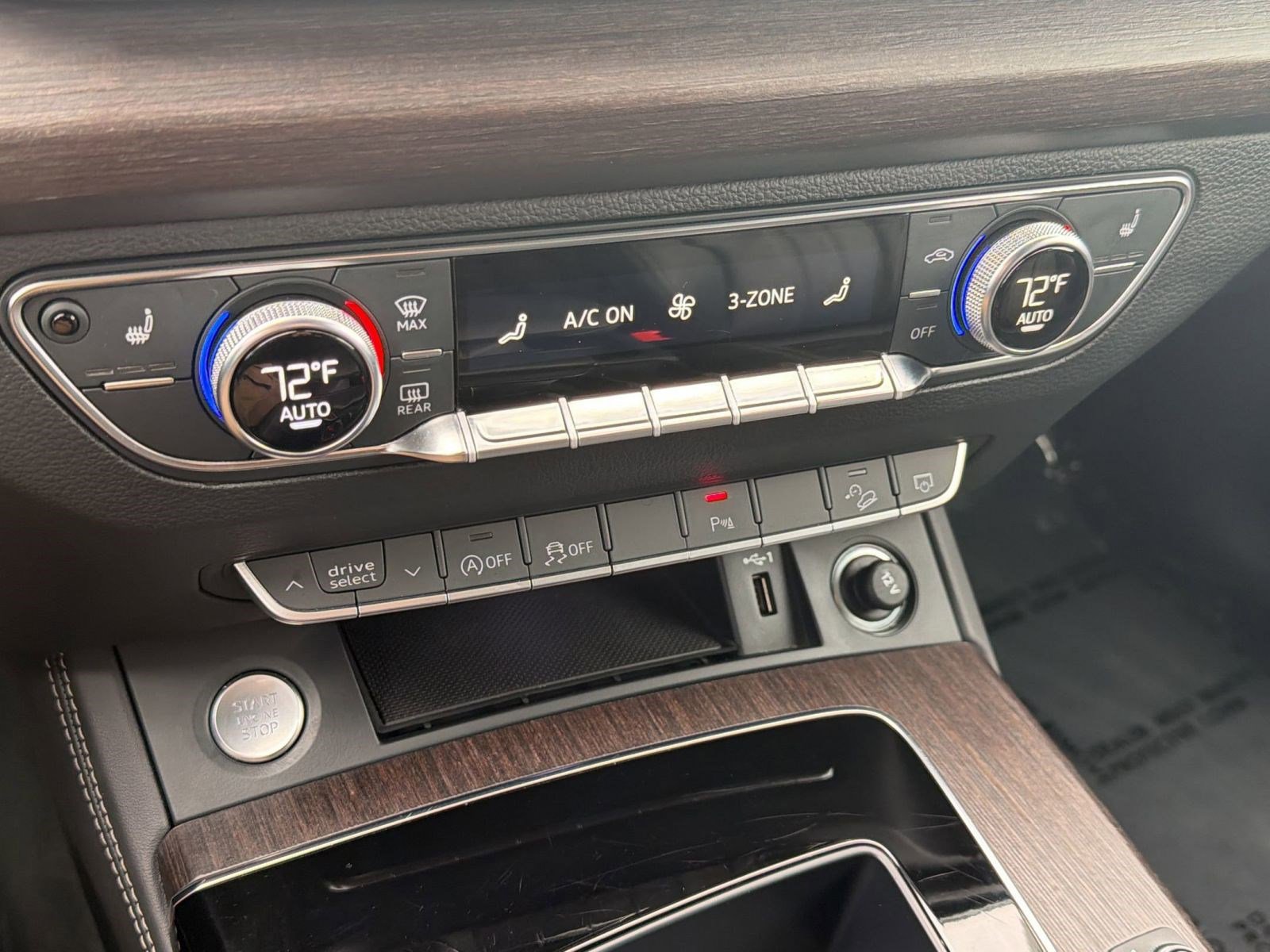 Used 2024 Audi Q5 2.0T Premium Plus image 17