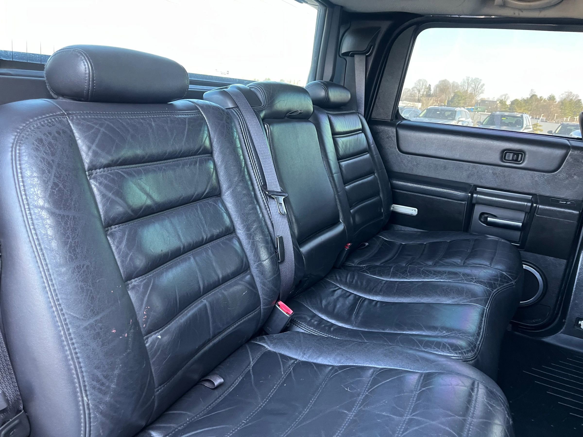 Used 2005 HUMMER H2 SUT w/ Preferred Equipment Group image 15