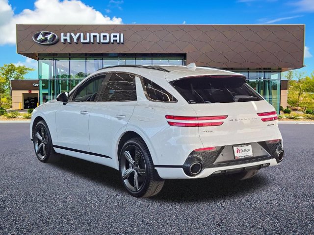 Used 2022 Genesis GV70 3.5T Sport w/ Sport Prestige Package AWD/4WD image 6