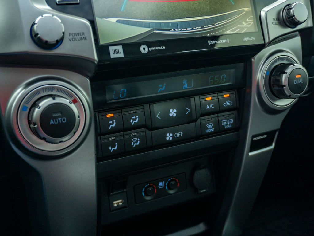 Used 2020 Toyota 4Runner Limited RWD image 26