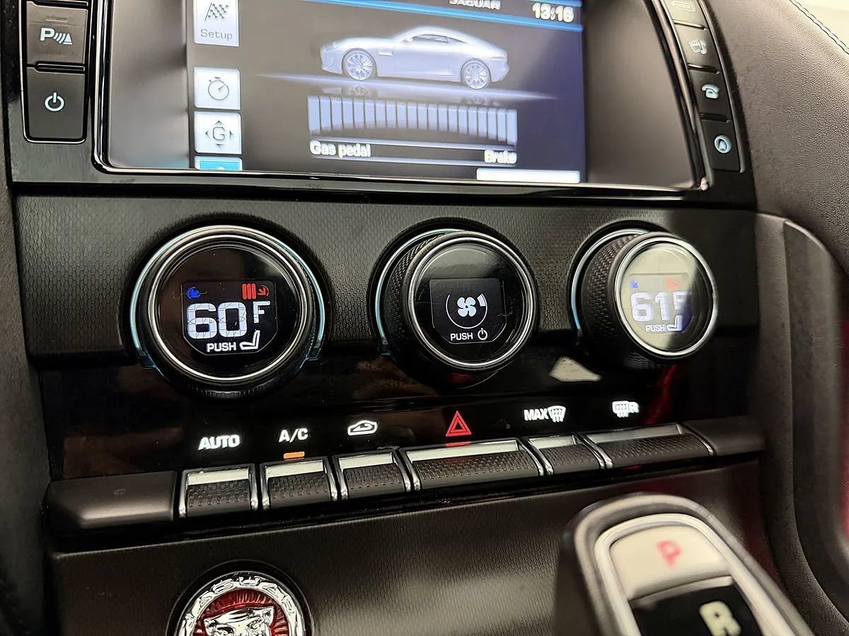 Used 2016 Jaguar F-TYPE S RWD image 24
