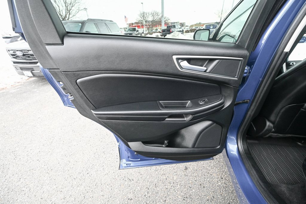 Used 2024 Ford Edge SEL w/ Convenience Package image 24