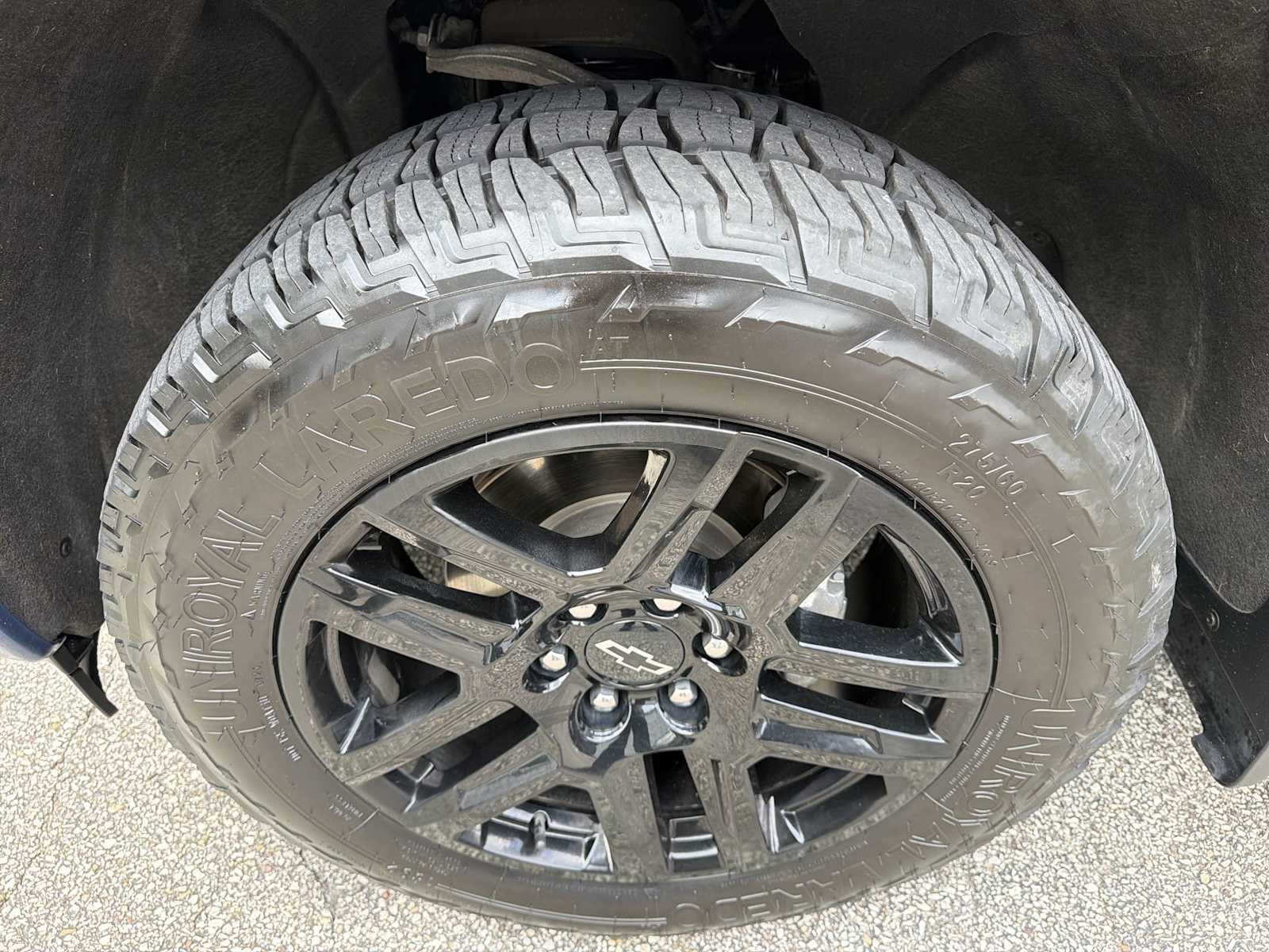 Used 2024 Chevrolet Silverado 1500 Custom AWD/4WD image 33