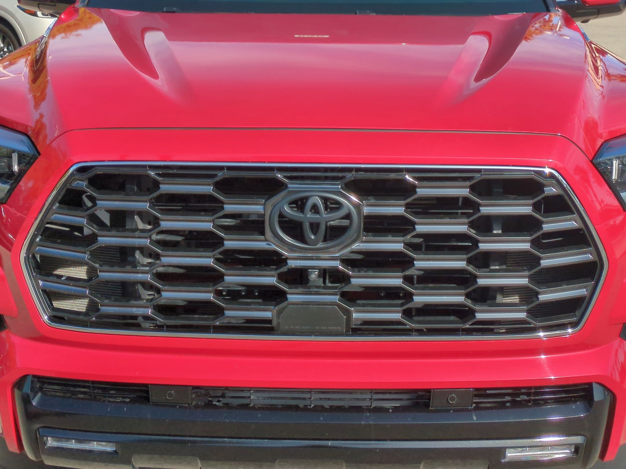 Used 2024 Toyota Sequoia Platinum image 9