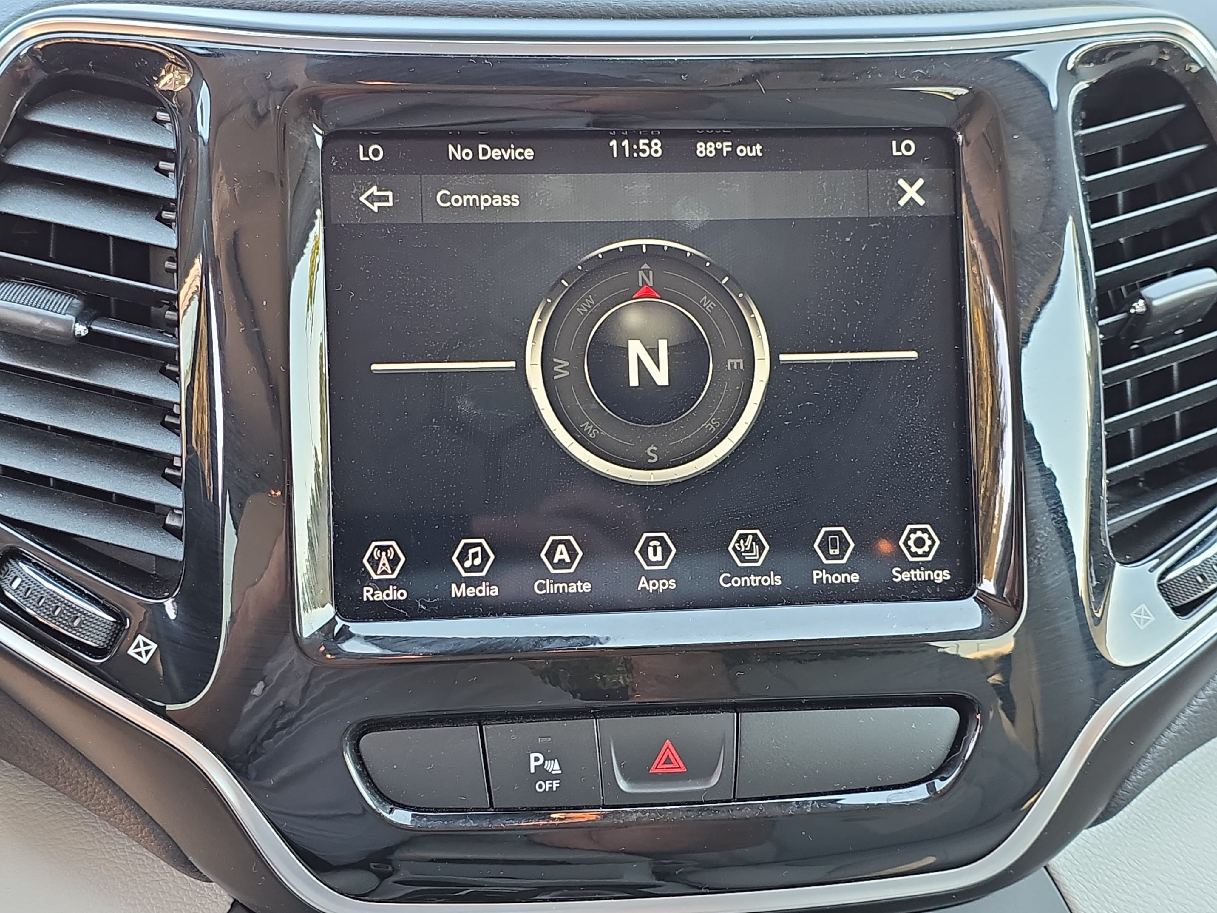 Used 2020 Jeep Cherokee Limited AWD/4WD image 20