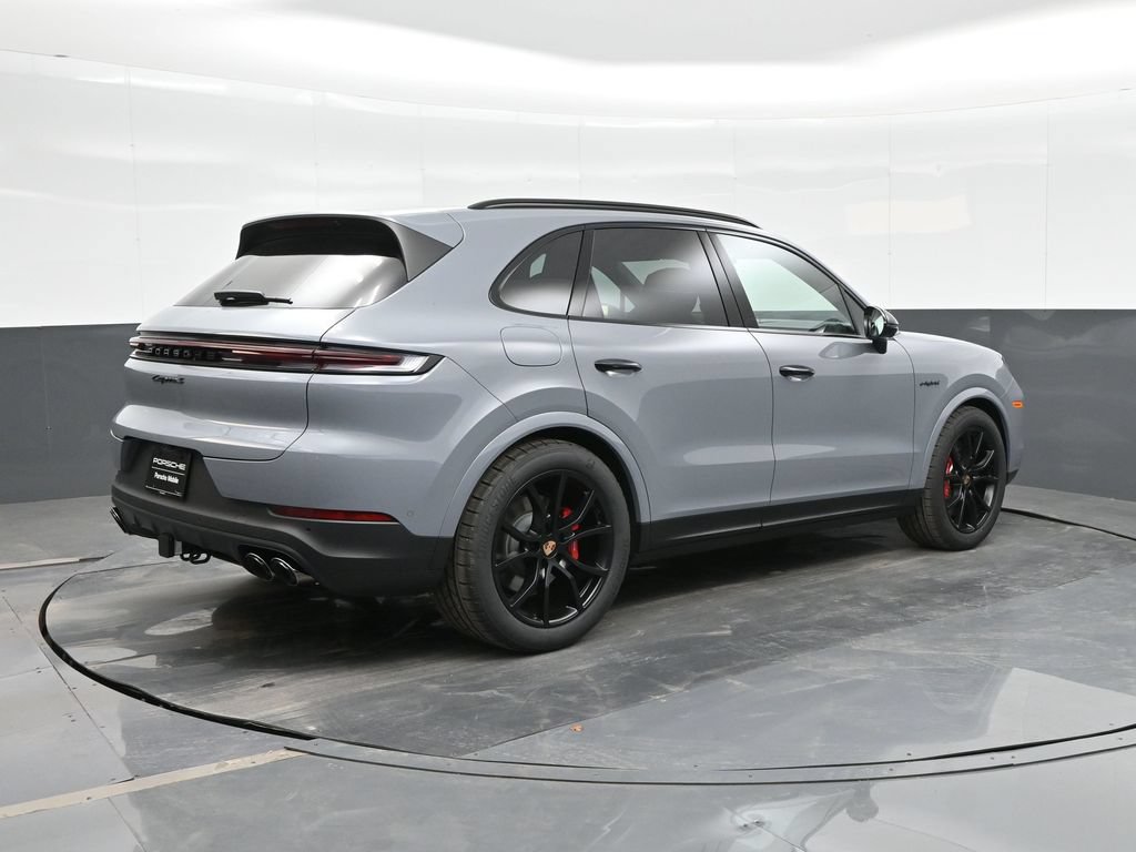 New 2026 Porsche Cayenne S AWD/4WD image 7
