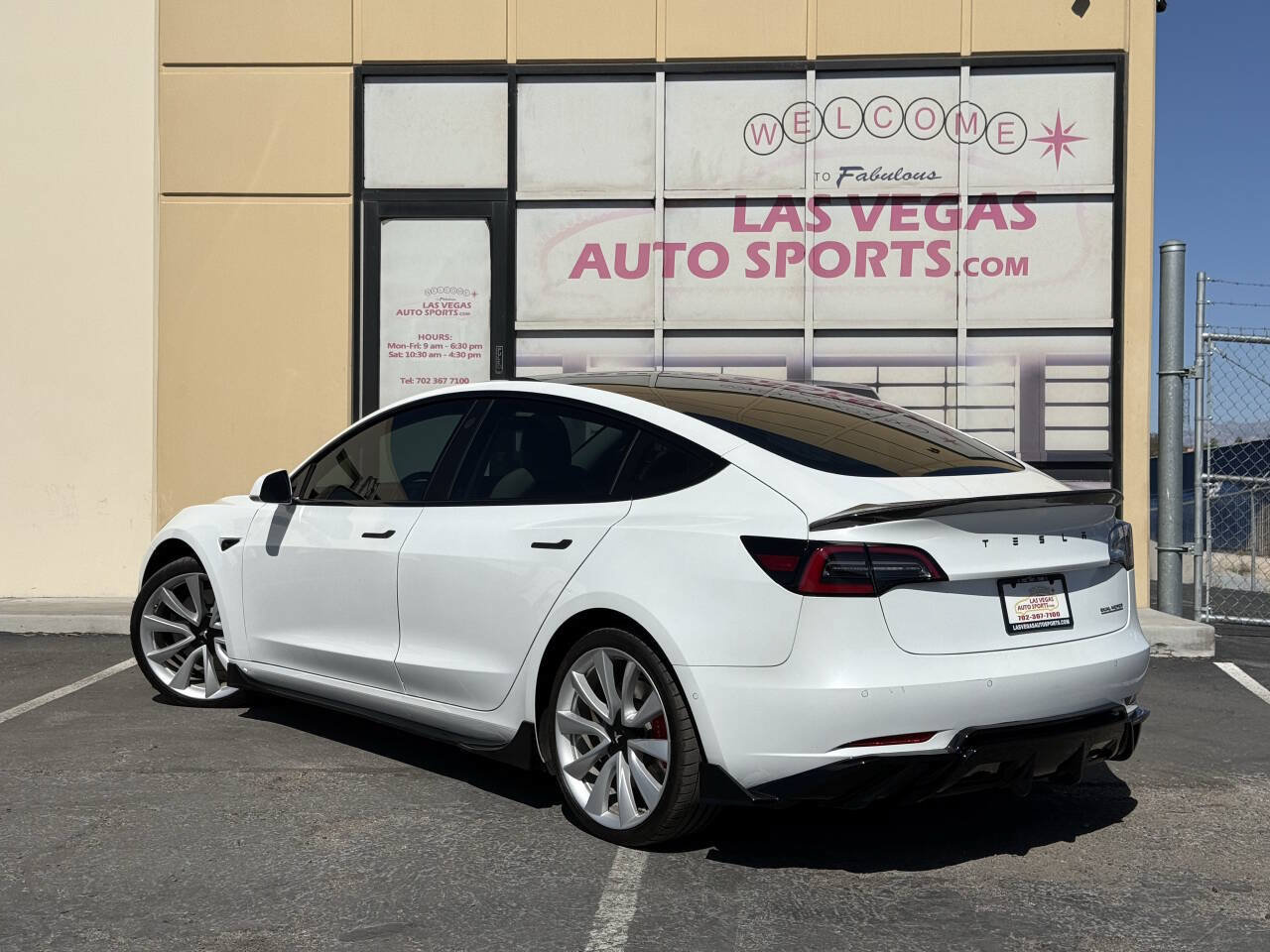 Used 2018 Tesla Model 3 Performance AWD/4WD image 9