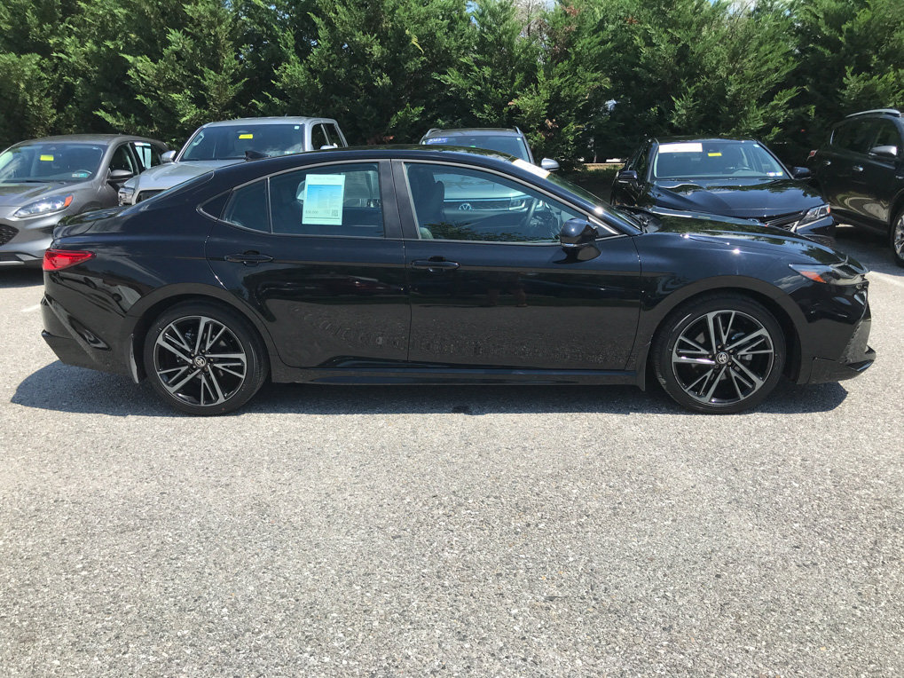 Certified 2025 Toyota Camry XSE FWD image 8
