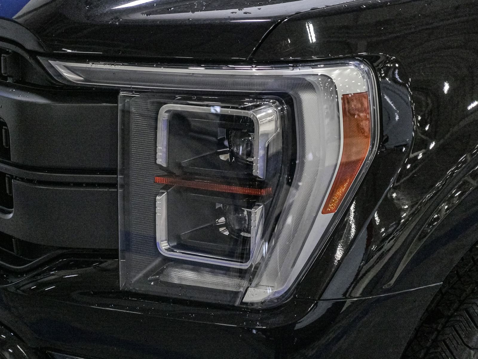 Certified 2023 Ford F150 Lariat w/ Equipment Group 502A High image 14