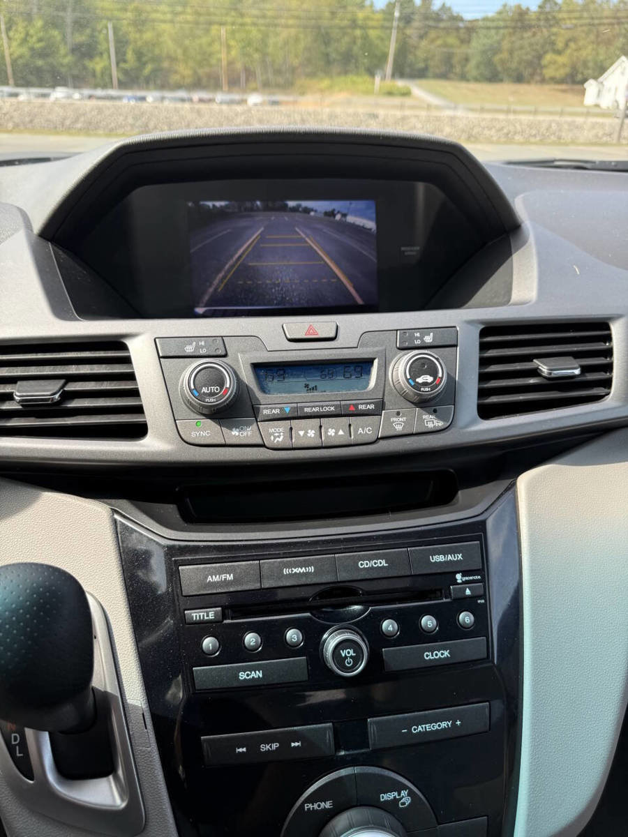 Used 2012 Honda Odyssey EX-L image 19