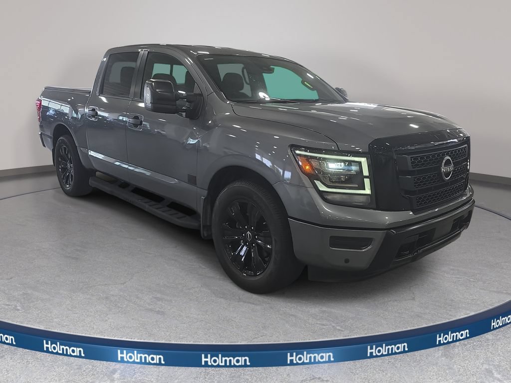 Used 2024 Nissan Titan SV w/ SV Convenience Package RWD image 4