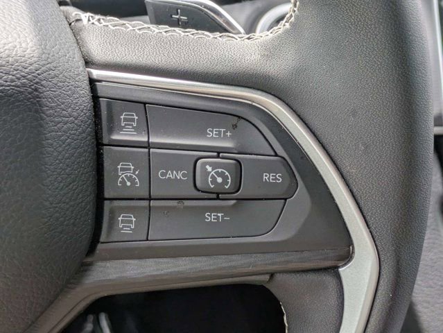 Used 2023 Jeep Grand Cherokee L Laredo AWD/4WD image 28