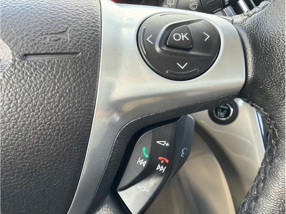 Used 2013 Ford C-MAX Energi SEL FWD image 18