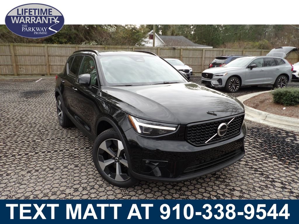 New 2026 Volvo XC40 B5 Plus w/ Protection Package Premier AWD/4WD image 1