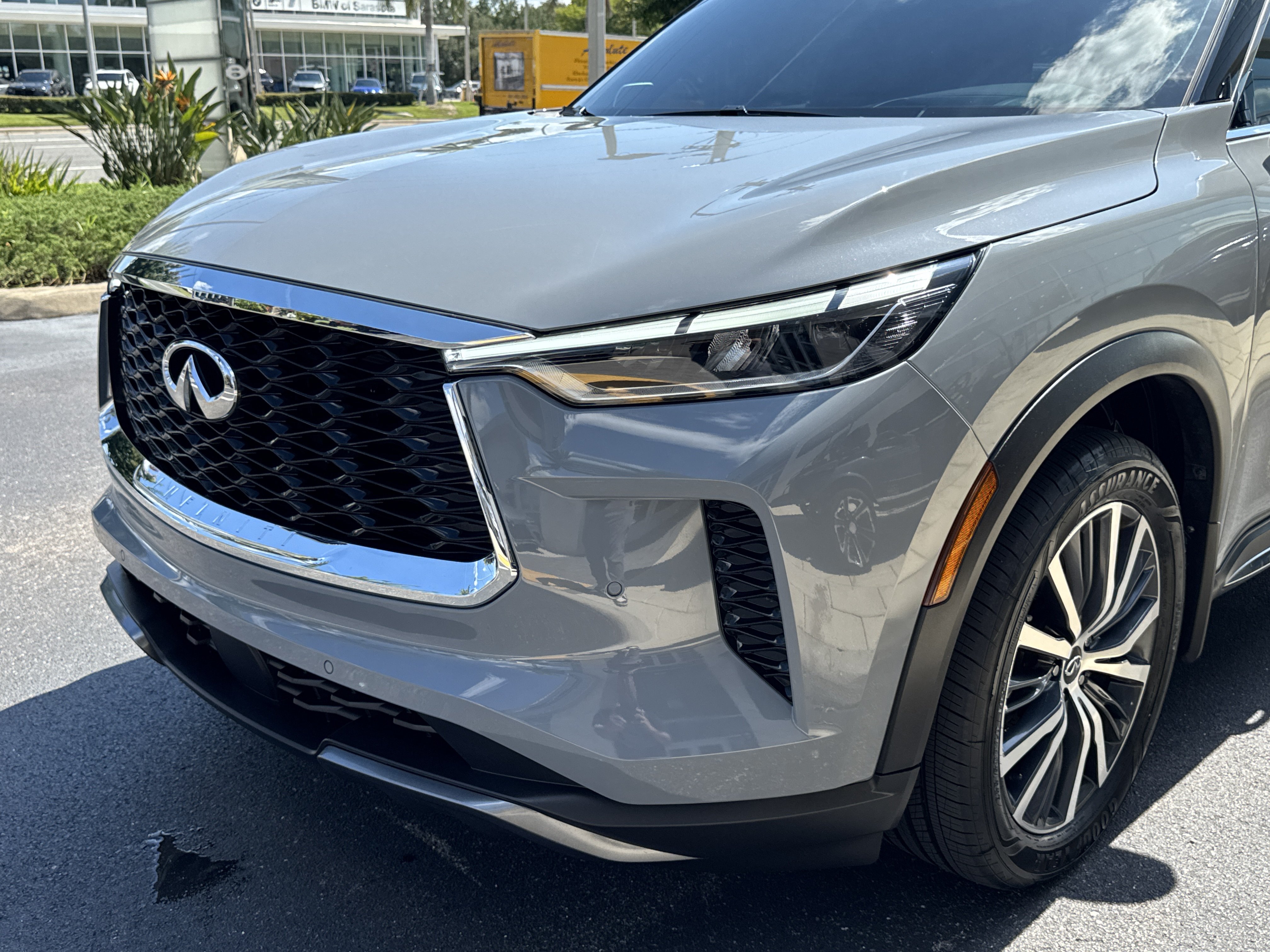 Certified 2025 INFINITI QX60 Autograph w/ Cargo Package AWD/4WD image 7