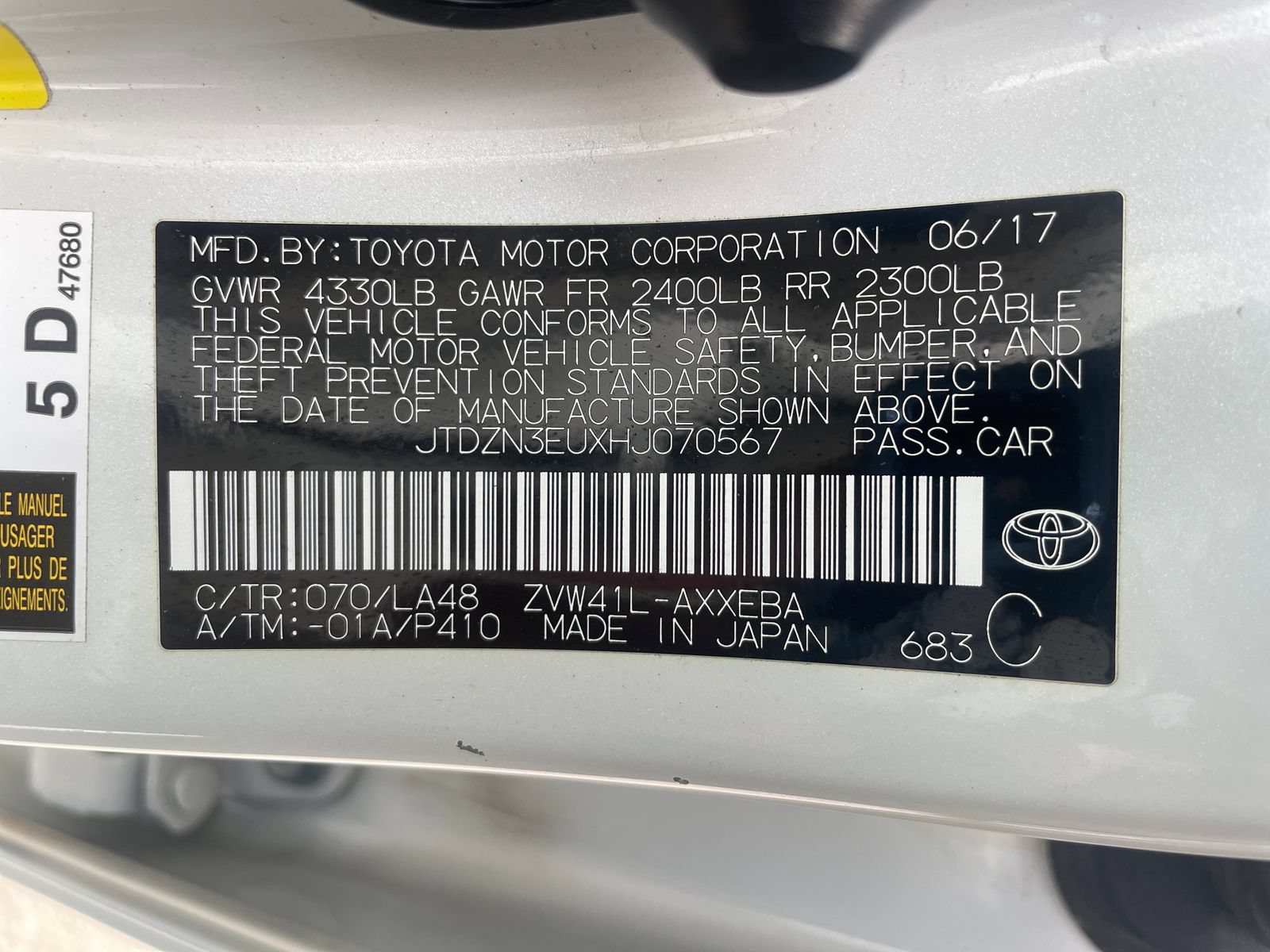 Used 2017 Toyota Prius V Four FWD image 29