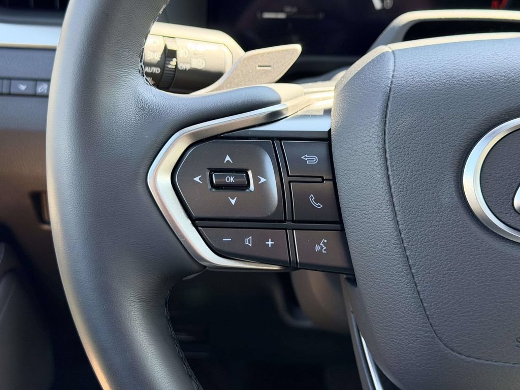 Used 2024 Lexus GX 550 AWD/4WD image 8