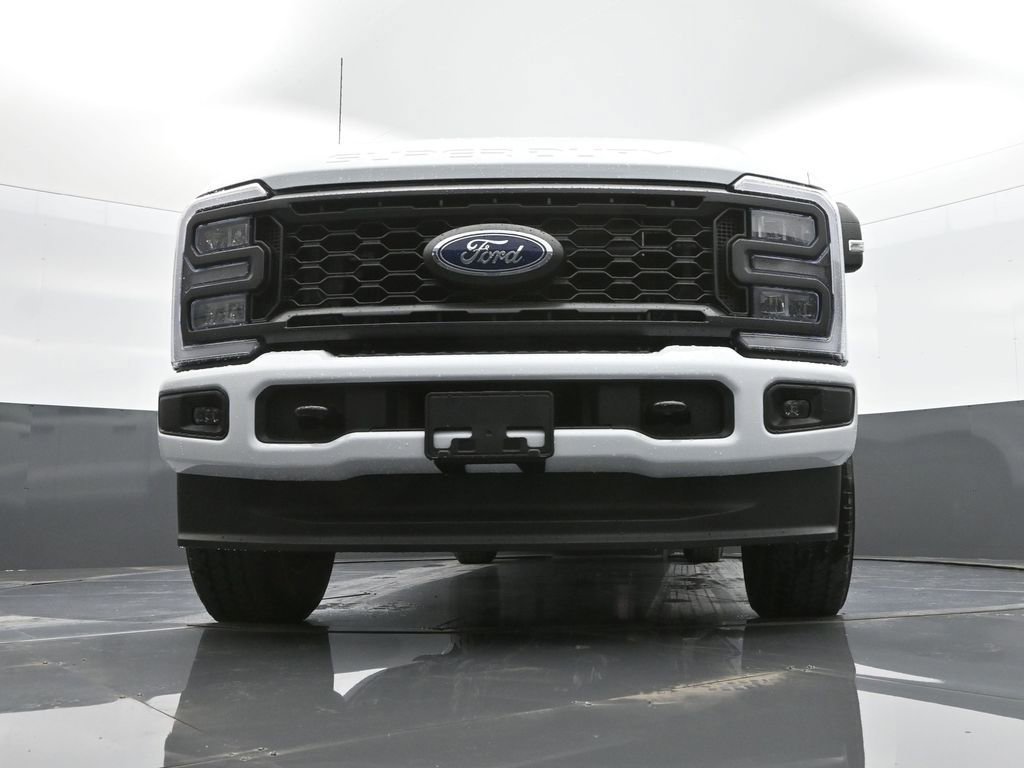 New 2026 Ford F350 4x4 Crew Cab Super Duty image 55