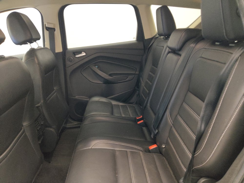 Used 2017 Ford Escape Titanium image 18