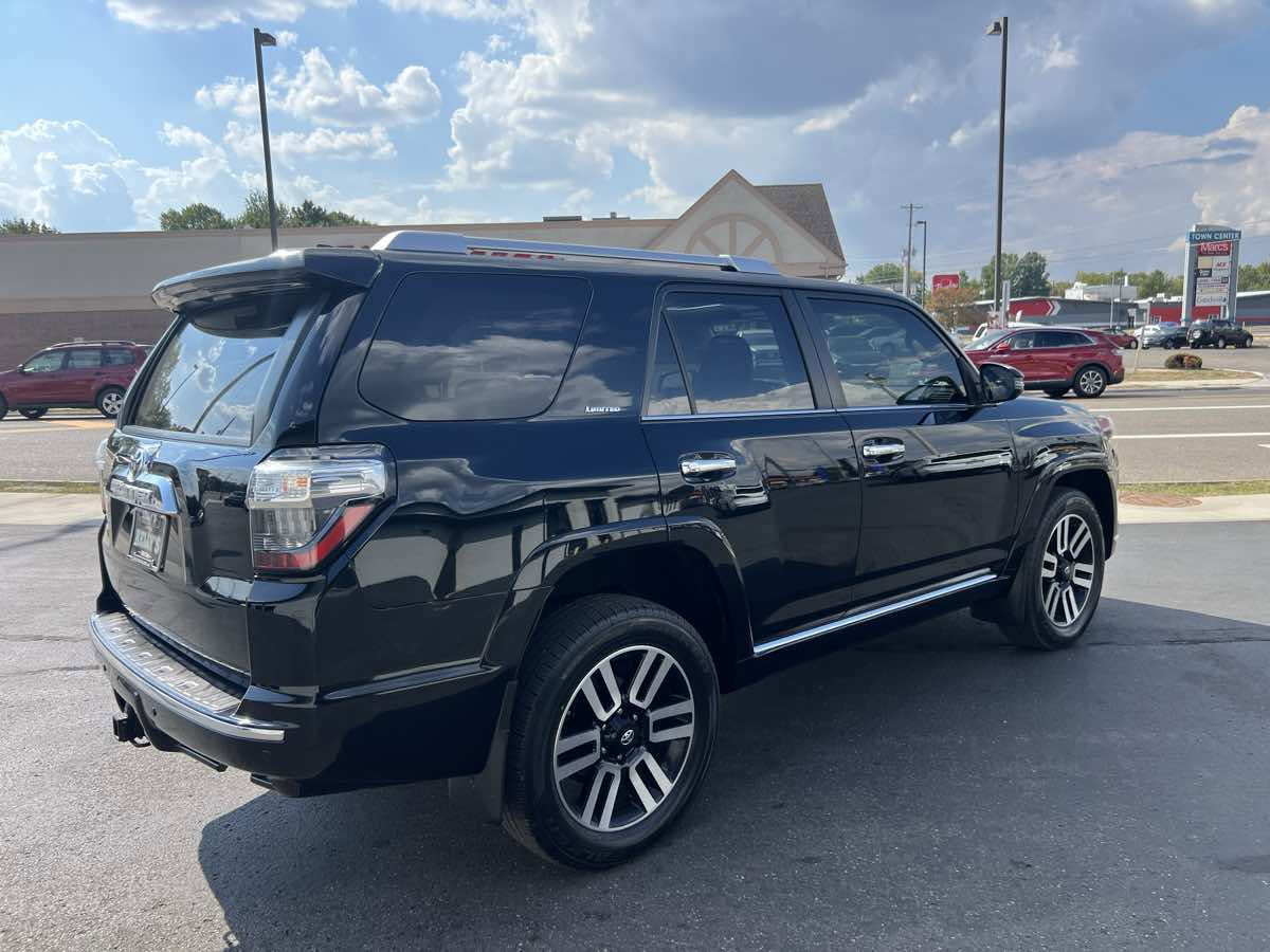 Used 2016 Toyota 4Runner Limited image 5