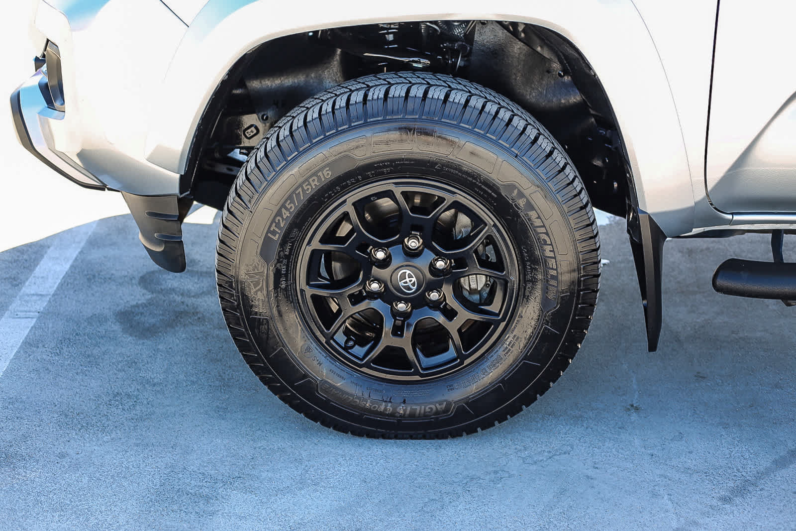 Used 2022 Toyota Tacoma SR5 RWD image 10