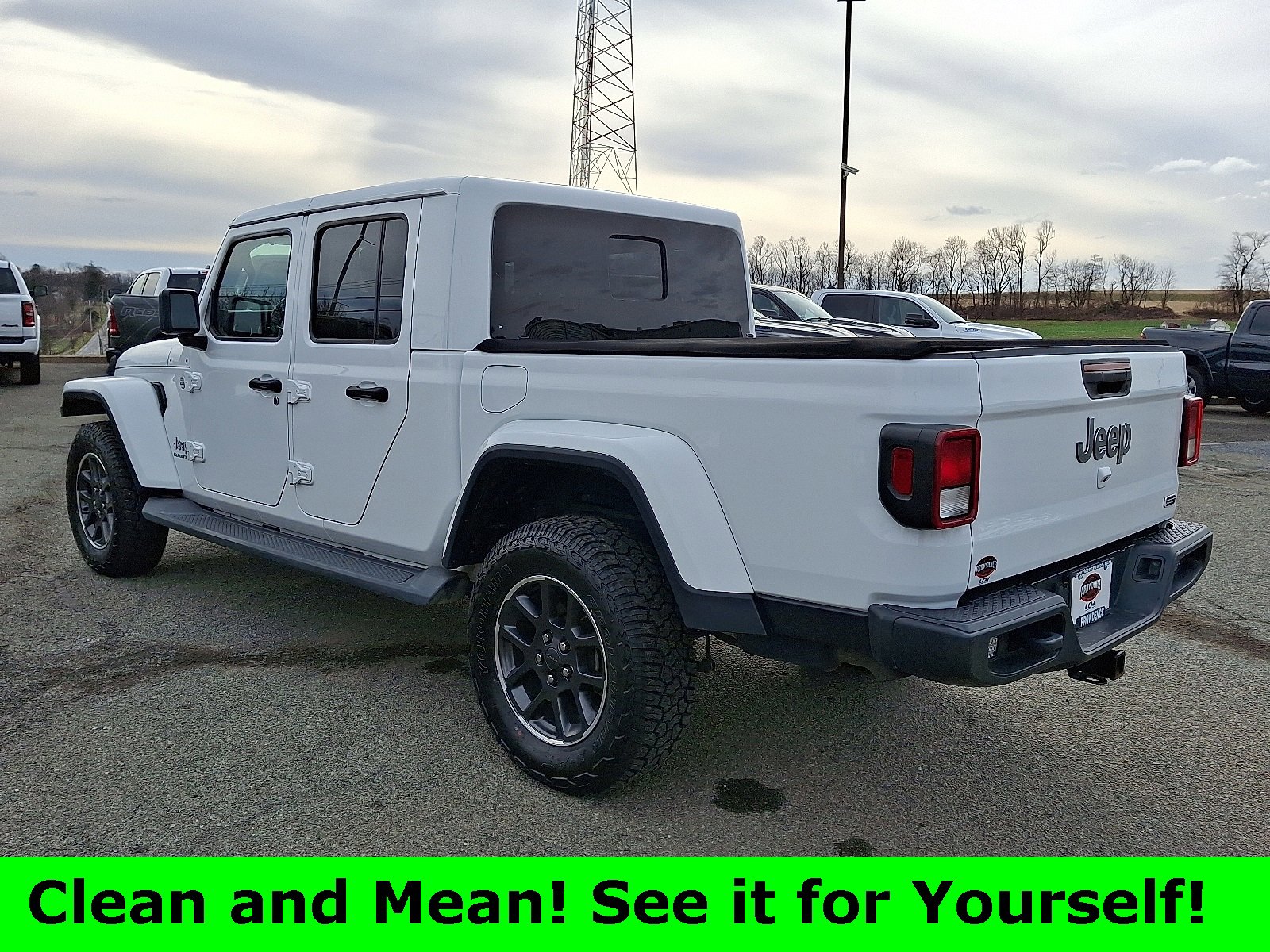Used 2020 Jeep Gladiator Overland image 5