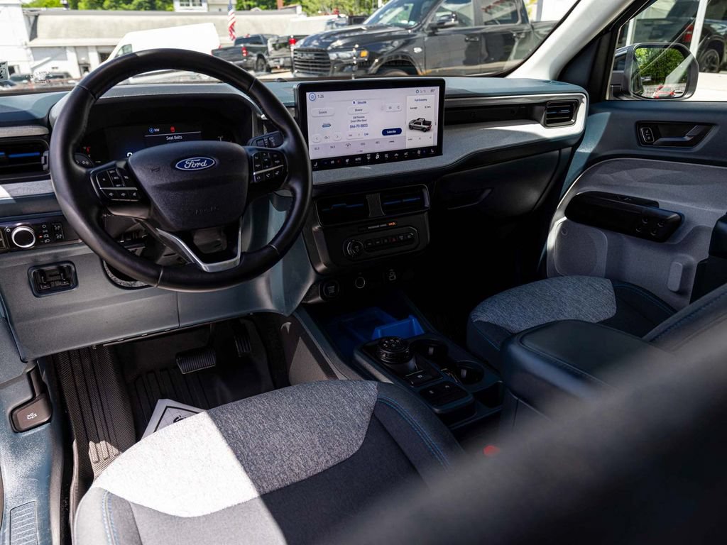 Used 2025 Ford Maverick XLT w/ XLT Luxury Package AWD/4WD image 16