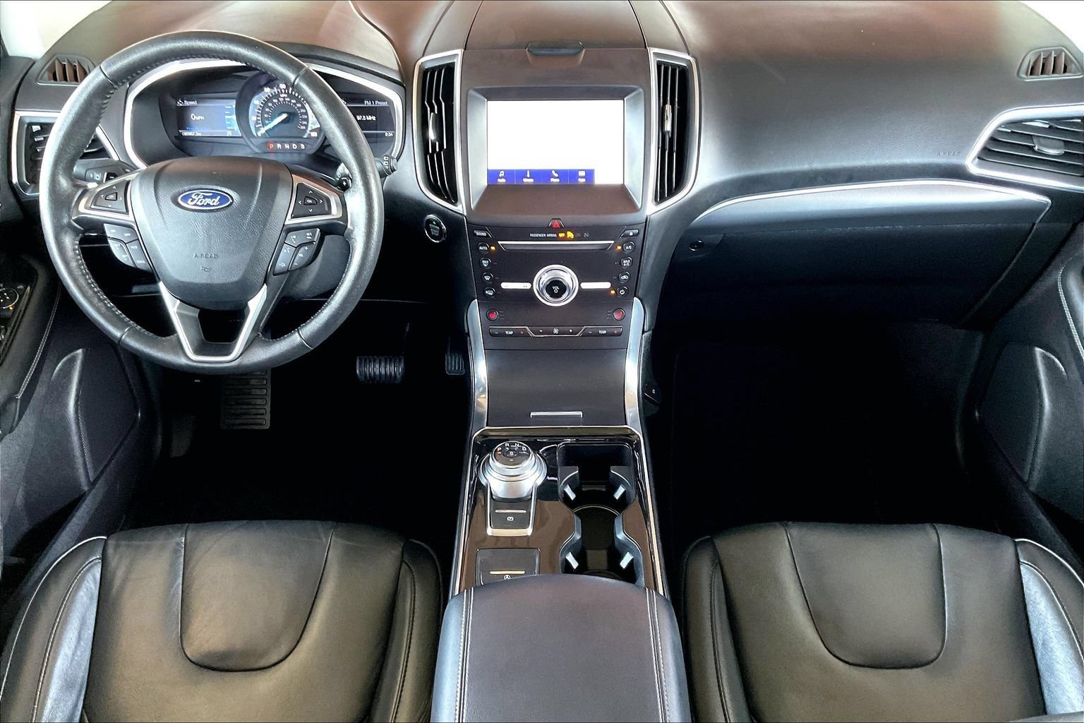 Used 2019 Ford Edge Titanium AWD/4WD image 7