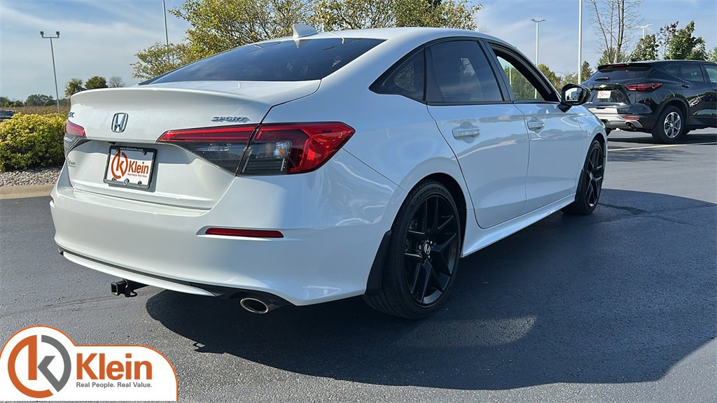 Used 2023 Honda Civic Sport image 8