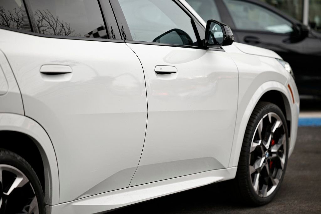 New 2026 BMW X2 xDrive28i w/ Technology Package image 8