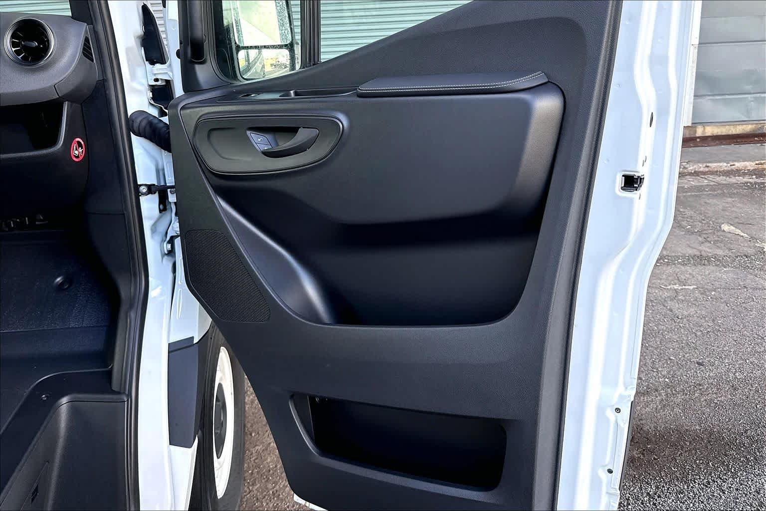 New 2026 Mercedes-Benz Sprinter 2500 image 10