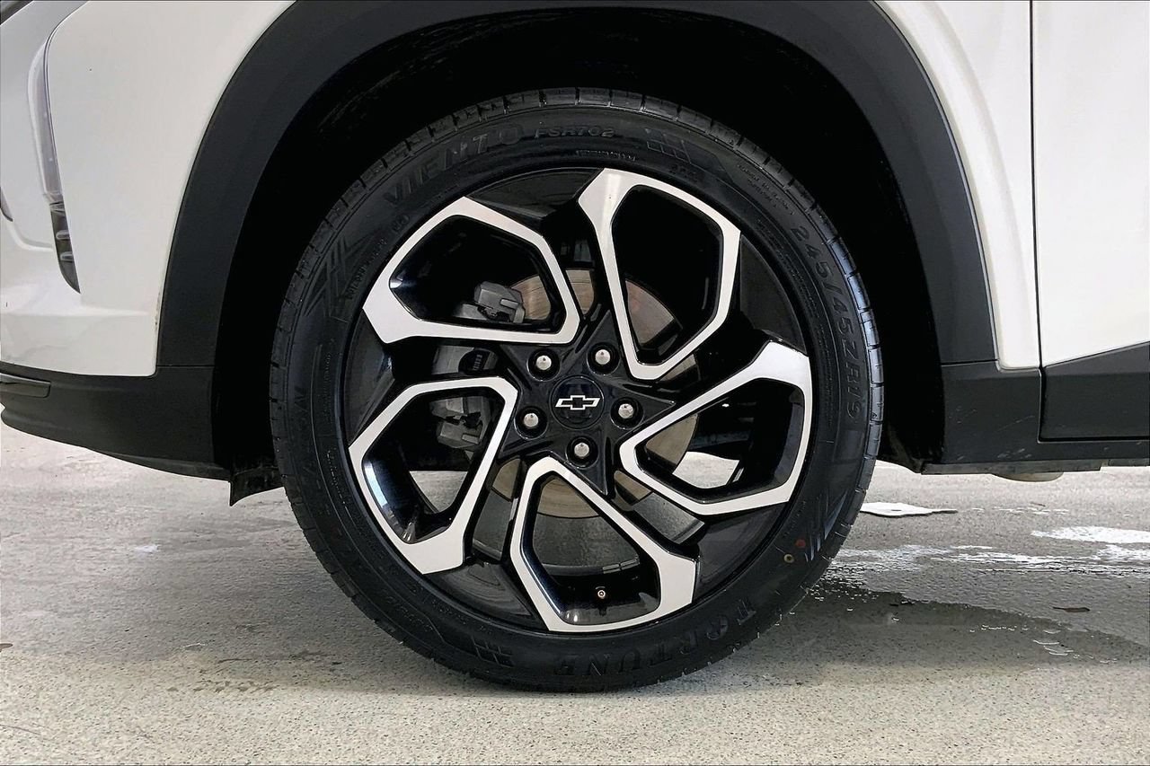 Used 2024 Chevrolet Trax RS w/ Driver Confidence Package FWD image 8