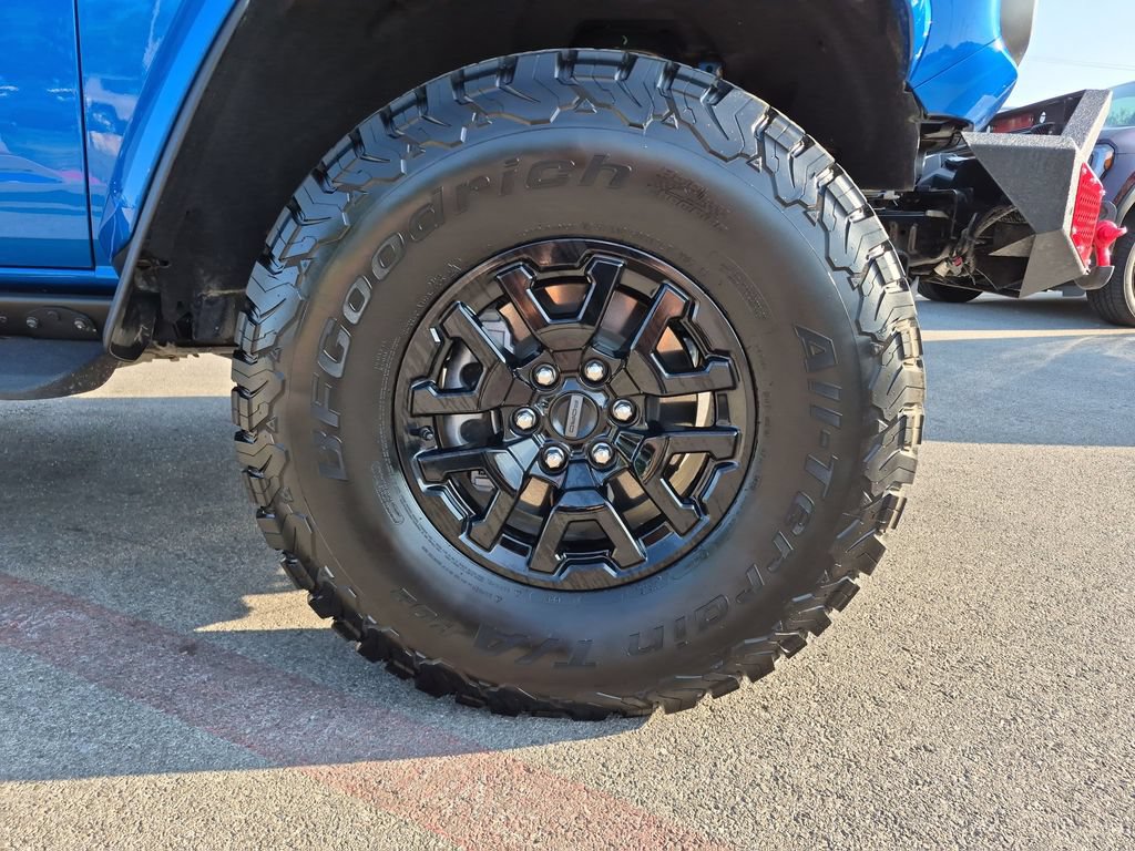 Used 2025 Ford Bronco Raptor AWD/4WD image 16