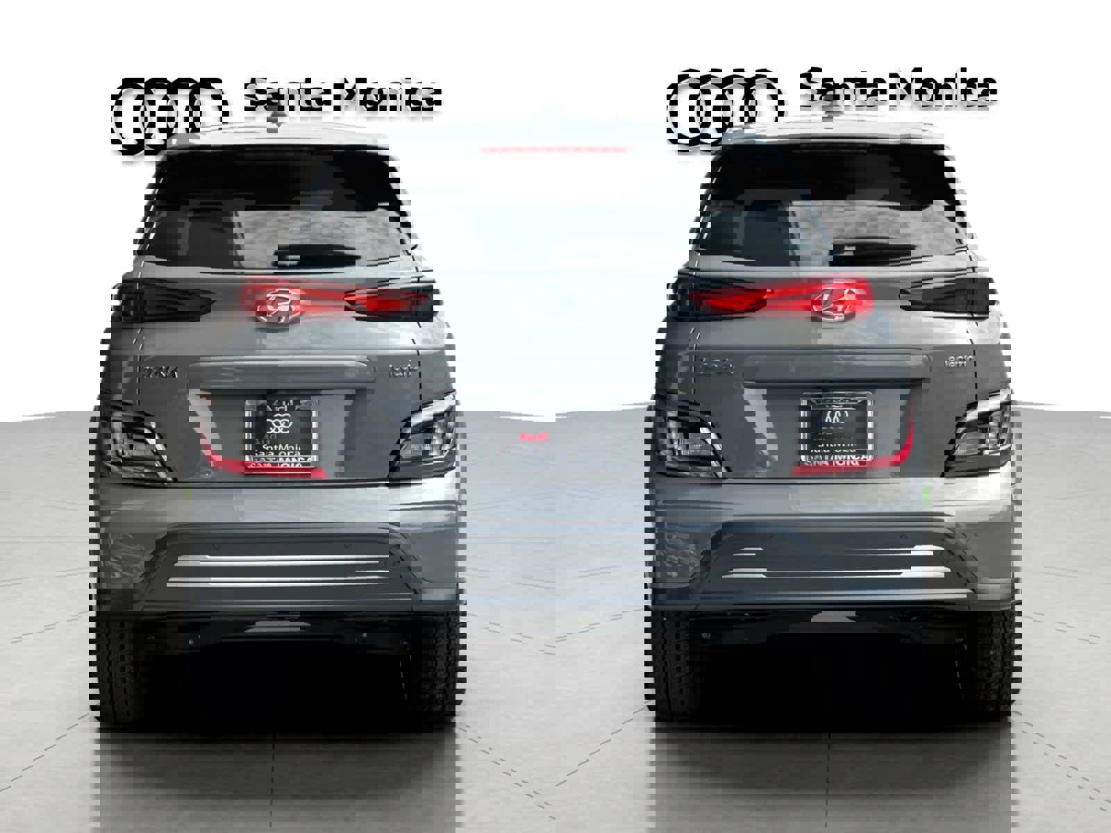 Used 2023 Hyundai Kona Limited w/ Cargo Package FWD image 7