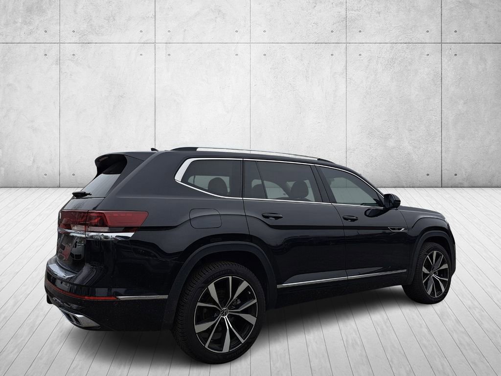 Used 2024 Volkswagen Atlas SEL Premium R-Line image 6