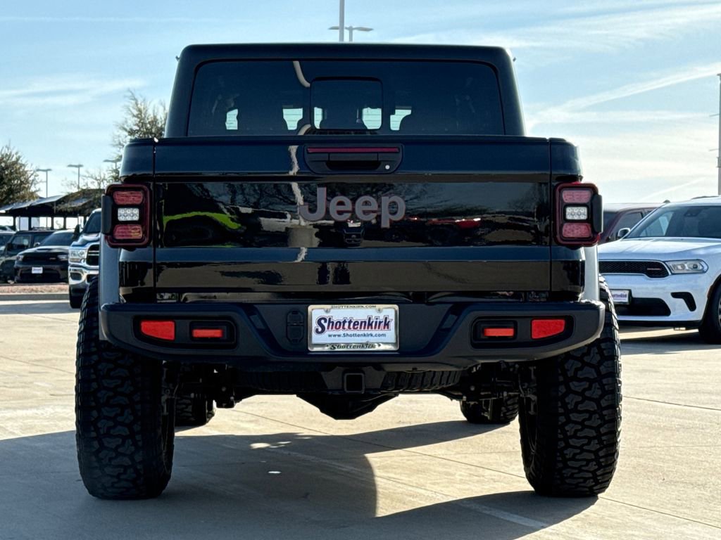 Used 2025 Jeep Gladiator Mojave image 8