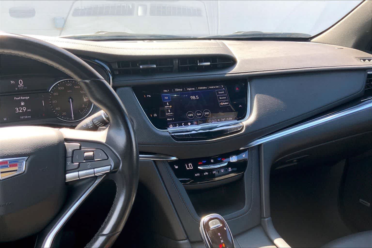 Used 2023 Cadillac XT6 Luxury FWD image 15