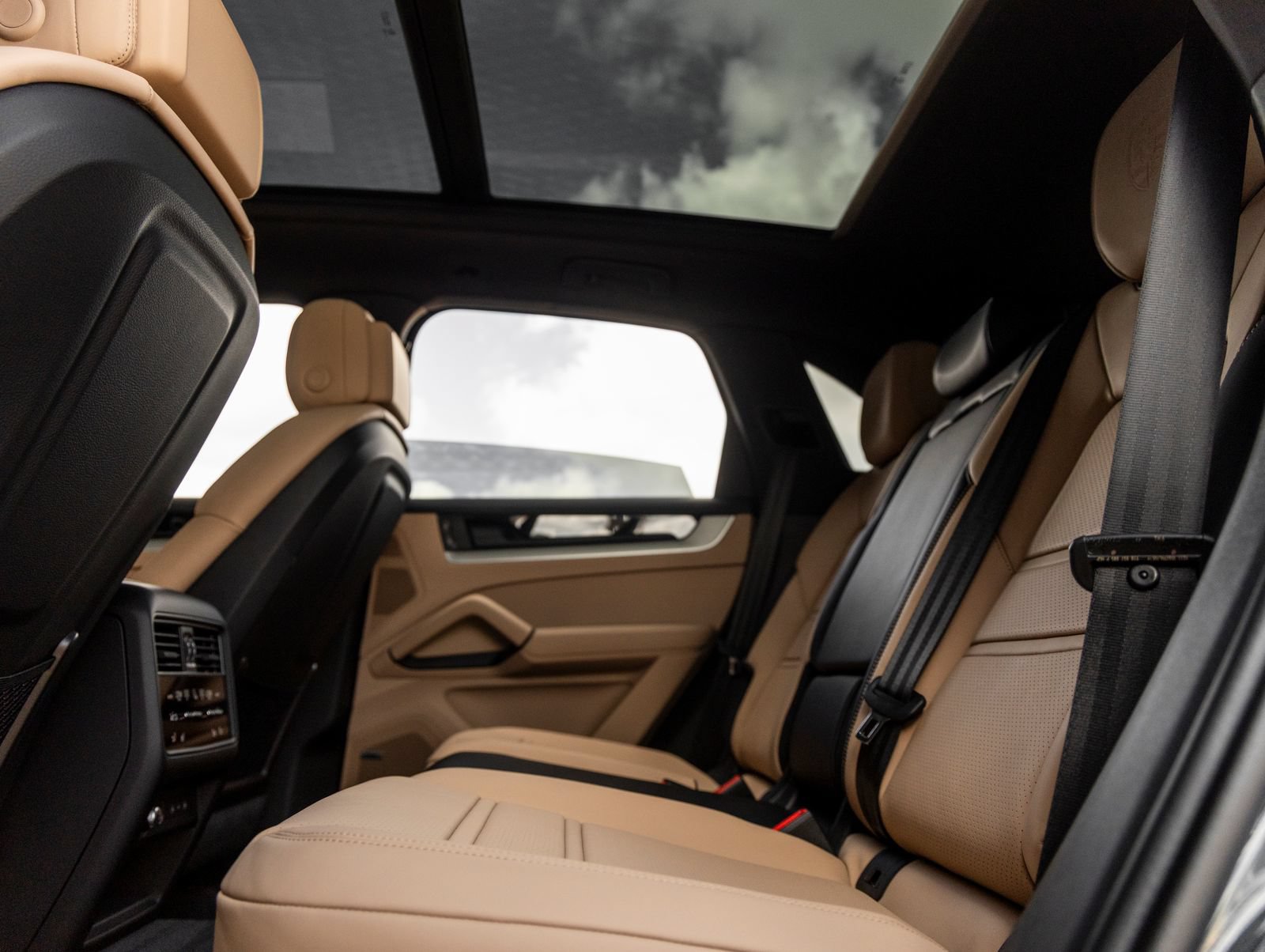 New 2026 Porsche Cayenne S AWD/4WD image 35