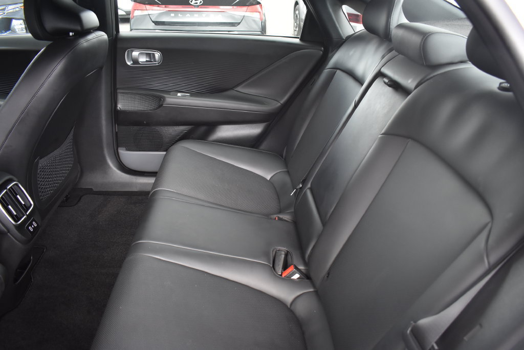 Certified 2023 Hyundai Ioniq 6 SEL AWD/4WD image 15