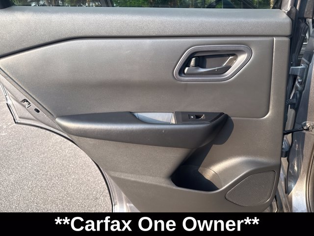 Used 2024 Nissan Rogue S FWD image 14