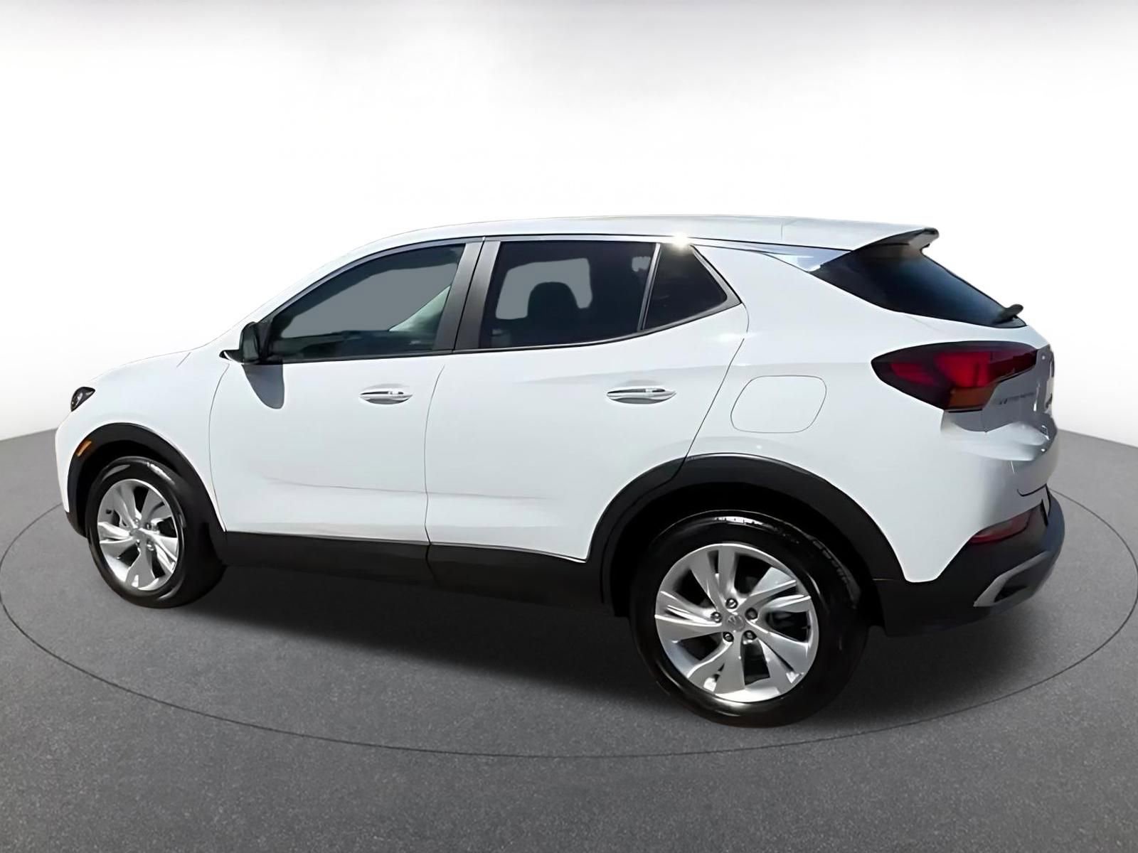 Used 2025 Buick Encore GX Preferred FWD image 9