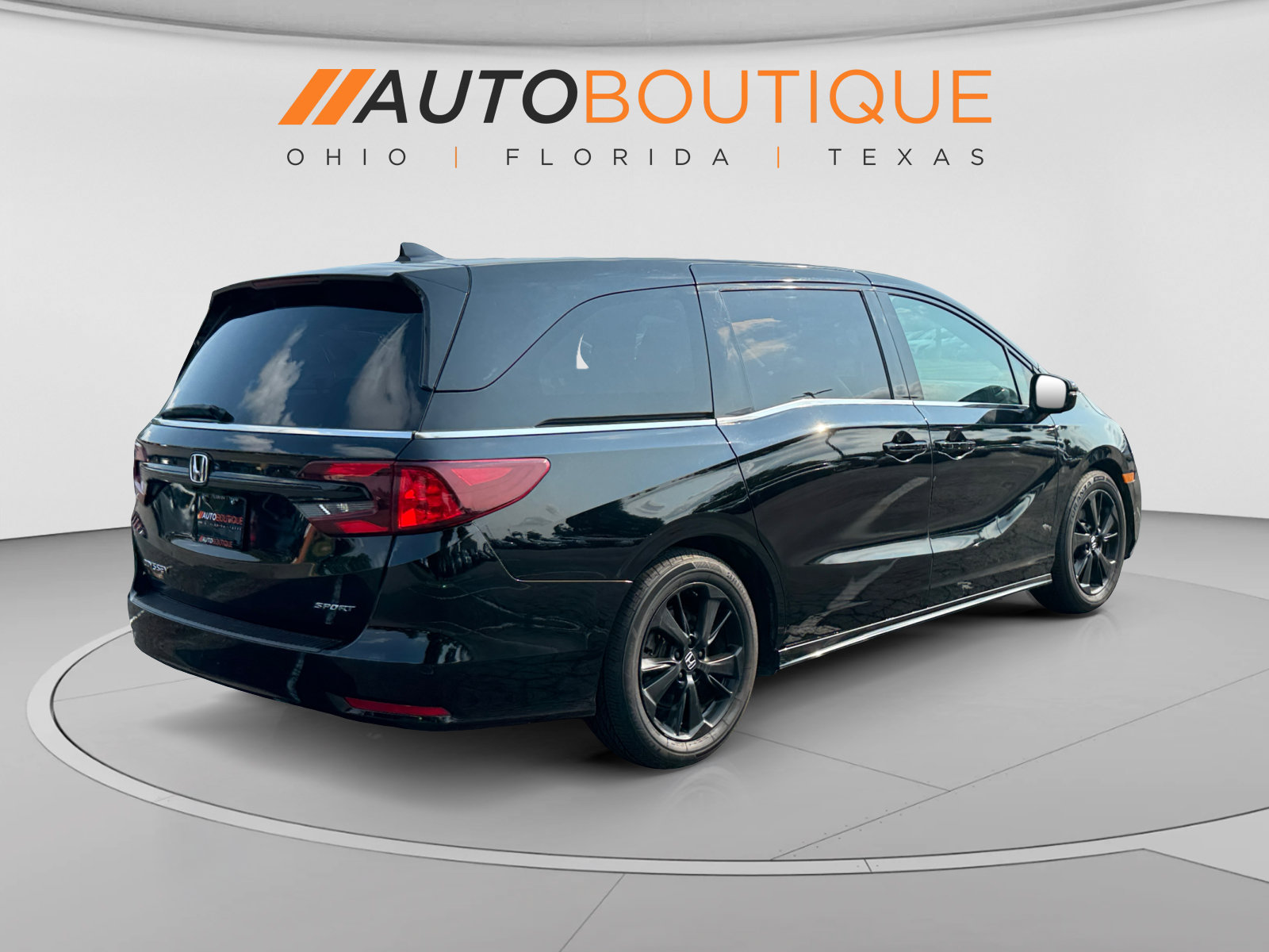 Used 2023 Honda Odyssey Sport image 5