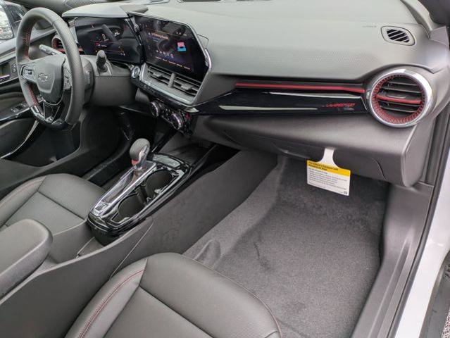 New 2026 Chevrolet Trax RS w/ Sunroof Package FWD image 27