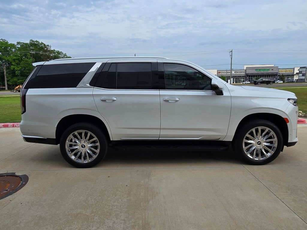 Used 2024 Cadillac Escalade Premium Luxury Platinum RWD image 6