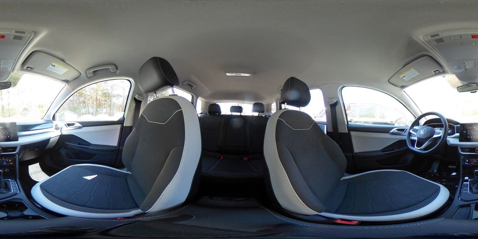 Used 2025 Volkswagen Taos SE image 43