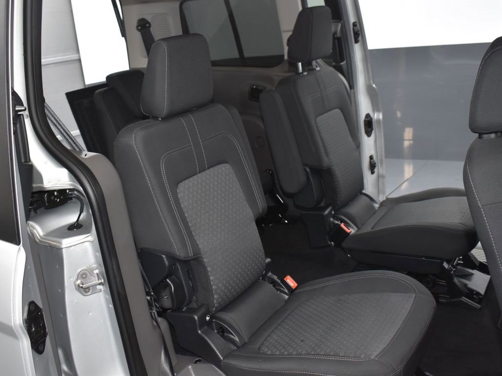 Certified 2021 Ford Transit Connect XLT image 13