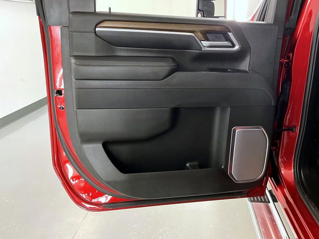 Certified 2025 Chevrolet Silverado 3500 High Country w/ High Country Premium Package image 20