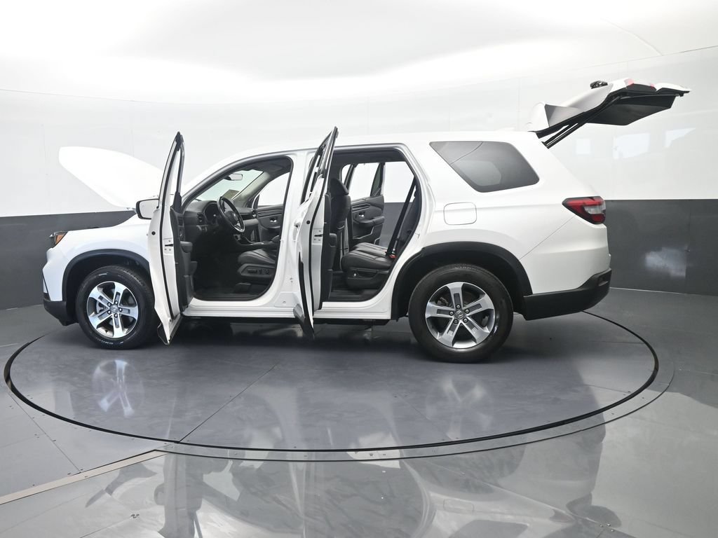 Used 2025 Honda Pilot EX-L image 77