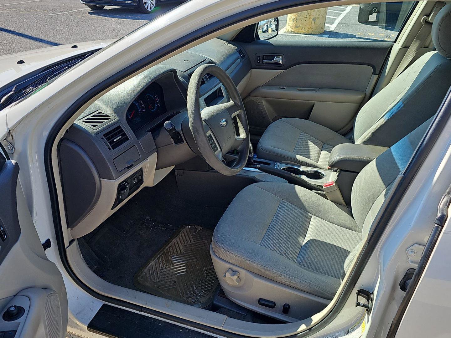 Used 2012 Ford Fusion SE image 7