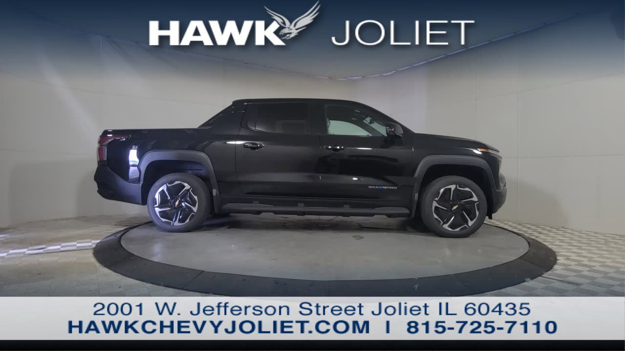 New 2025 Chevrolet Silverado EV LT w/ LT Premium Package AWD/4WD image 13